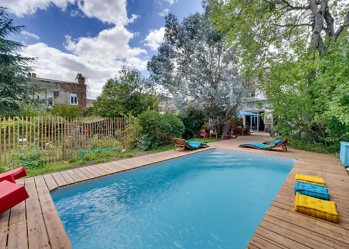 Quarto em Acomodações Particulares Centre, Privatif Et 5 Privees, Piscine, Parking