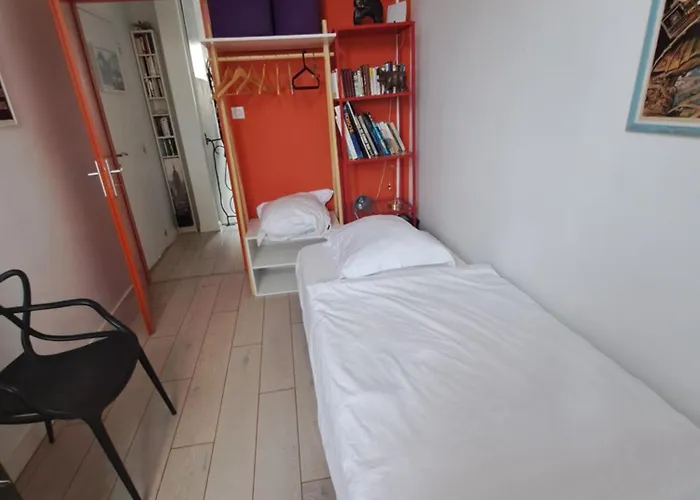 Centre, Privatif Et 5 Privees, Piscine, Parking * Bordéus