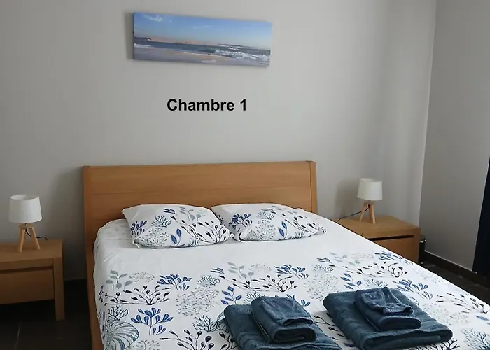 Quarto em Acomodações Particulares Centre, Privatif Et 5 Privees, Piscine, Parking