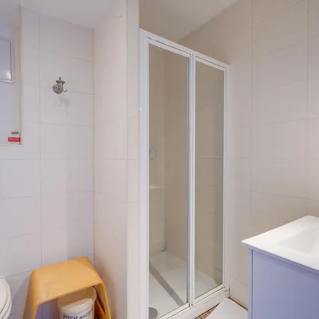 Centre, Privatif Et 5 Privees, Piscine, Parking * Burdeos