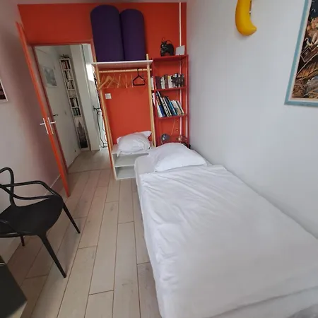 Centre, Privatif Et 5 Privees, Piscine, Parking * Burdeos